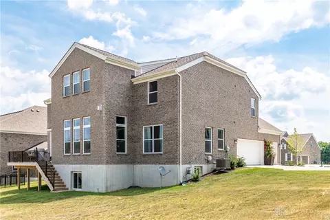 Exterior - 5849 Spinney Ct, Springboro, OH 45066 photo 8 of 10