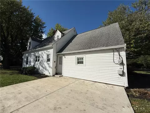 3910 Delaine Ave, Dayton, OH 45429 photo 28