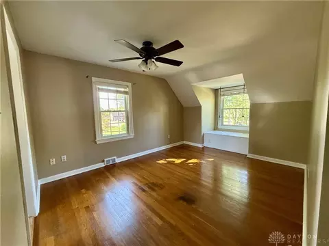 3910 Delaine Ave, Dayton, OH 45429 photo 14