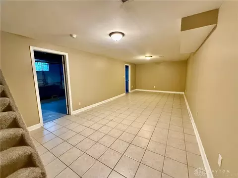 3910 Delaine Ave, Dayton, OH 45429 photo 22