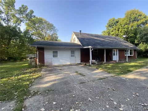 14421 Eaton Pike, New Lebanon, OH 45345