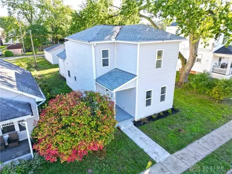22 N Miller St, Cedarville, OH 45314
