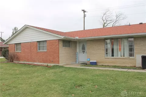 413 N Eppington Dr, Dayton, OH 45426
