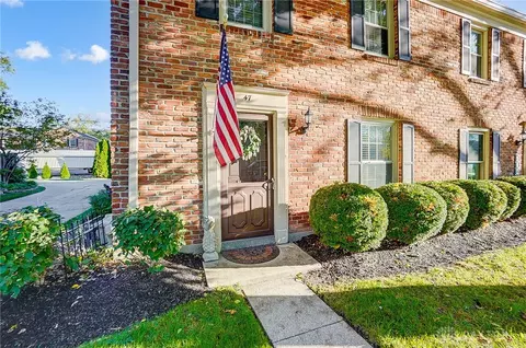 47 Cranston Ct, Dayton, OH 45458