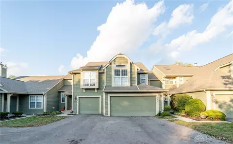 265 Queens Xing, Dayton, OH 45458