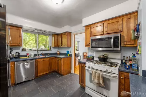 5964 Belmont Ave, Cincinnati, OH 45224 photo 7