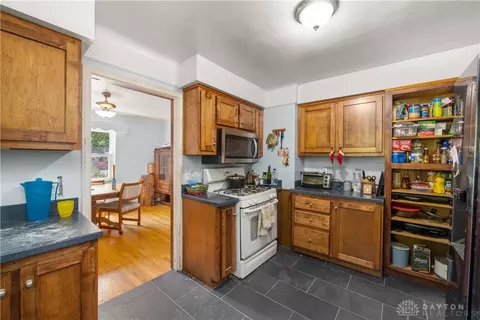 5964 Belmont Ave, Cincinnati, OH 45224 photo 8
