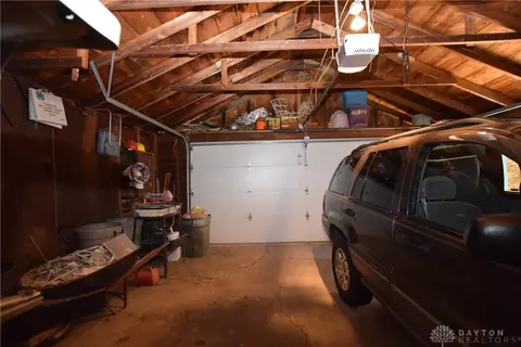 1684 W Sparrow Rd, Springfield, OH 45502 photo 23