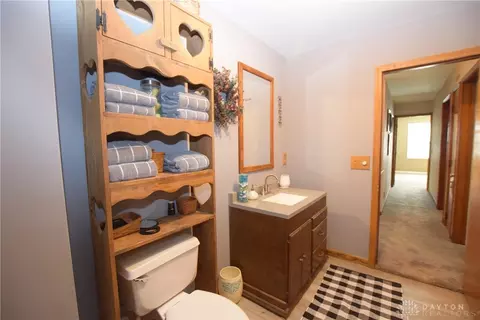 1684 W Sparrow Rd, Springfield, OH 45502 photo 13