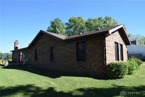 1684 W Sparrow Rd, Springfield, OH 45502 photo 26