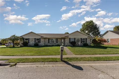 525 Sycamore Dr, Eaton, OH 45320