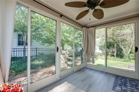 133 Balmoral Dr, Dayton, OH 45429 photo 9