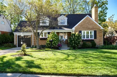 148 Chatham Dr, Kettering, OH 45429