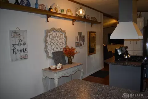 3910 Shrine Rd, Springfield, OH 45502 photo 5