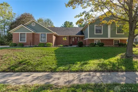 3624 Ridgeway Rd, Bellbrook, OH 45305