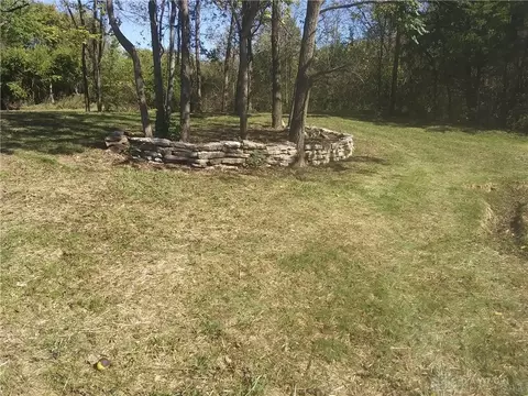 1048 Somers Gratis Rd, Camden, OH 45311