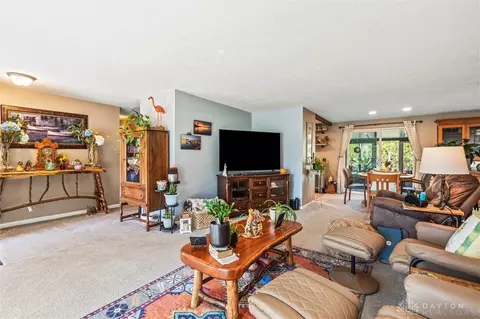 Living - 3049 Coker Dr, Kettering, OH 45440 photo 2 of 4