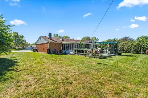 Exterior - 3049 Coker Dr, Kettering, OH 45440 photo 13 of 15