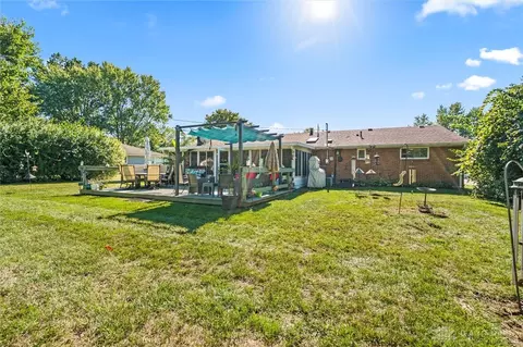 Exterior - 3049 Coker Dr, Kettering, OH 45440 photo 9 of 15
