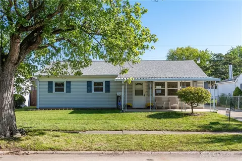 1650 Falke Dr, Dayton, OH 45432