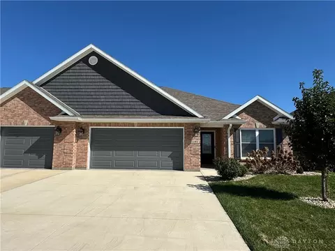 1161 Waterloo St, Troy, OH 45373
