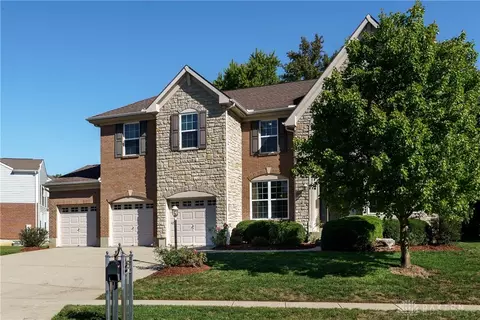 2555 Hingham Ln, Centerville, OH 45459 photo 2