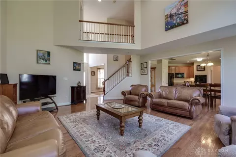 2555 Hingham Ln, Centerville, OH 45459 photo 20