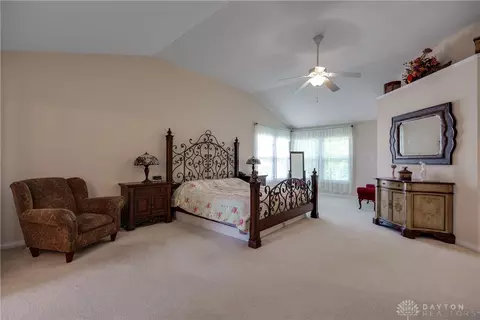 2555 Hingham Ln, Centerville, OH 45459 photo 32