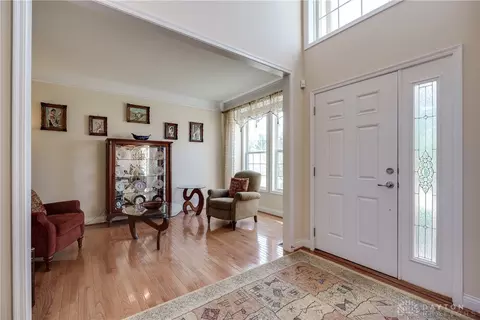 2555 Hingham Ln, Centerville, OH 45459 photo 6
