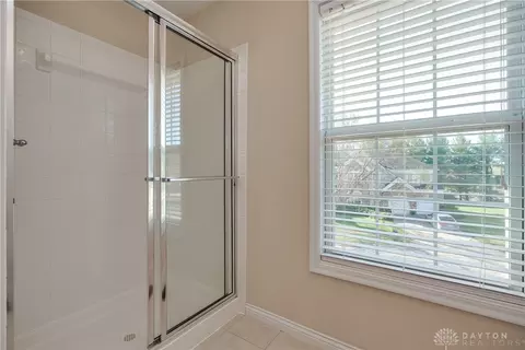 2555 Hingham Ln, Centerville, OH 45459 photo 39