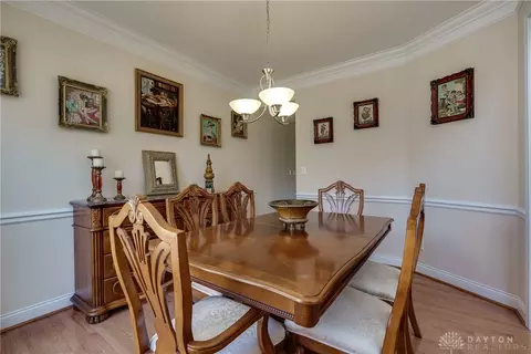 2555 Hingham Ln, Centerville, OH 45459 photo 10