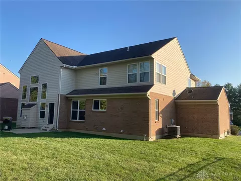 2555 Hingham Ln, Centerville, OH 45459 photo 51