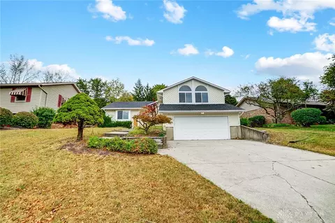 1017 Gage Dr, Middletown, OH 45042
