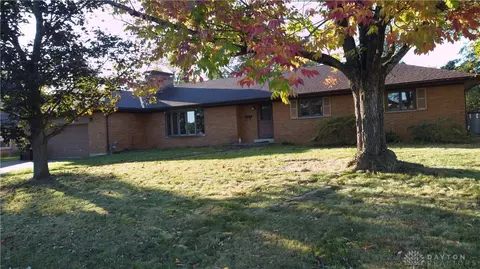 160 Folsom Dr, Dayton, OH 45405