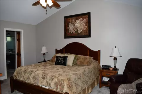 Bedroom - 6313 Eagle Point Dr, Liberty, OH 45011 photo 1 of 5