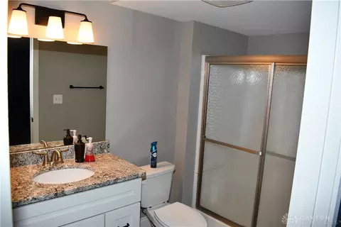 Bath - 6313 Eagle Point Dr, Liberty, OH 45011 photo 6 of 6