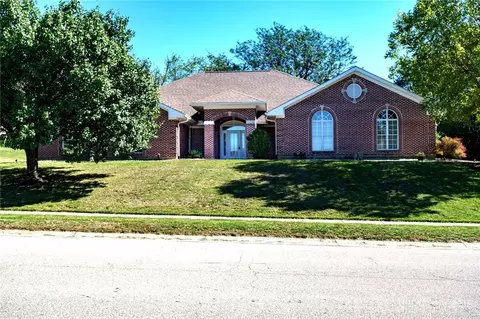 1162 Roger Scott Dr, Bellbrook, OH 45305