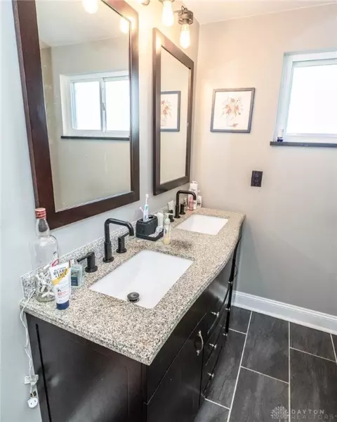 5406 Springfield Jamestown Rd, Springfield, OH 45502 photo 20