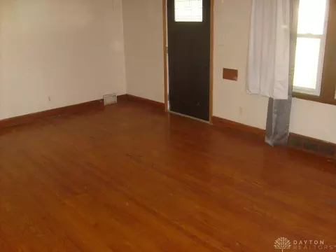 1760 E Wittenberg Blvd, Springfield, OH 45506 photo 2