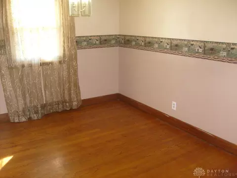 1760 E Wittenberg Blvd, Springfield, OH 45506 photo 6