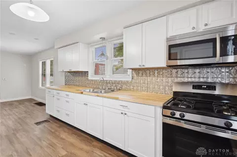 Kitchen - 125 W Clark St, North Hampton, OH 45349 photo 2 of 2