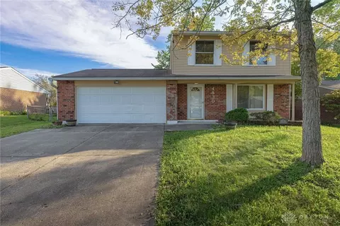 4830 Flagstone Ct, Huber Heights, OH 45424