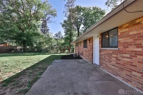 3715 Cordell Dr, Dayton, OH 45439 photo 25