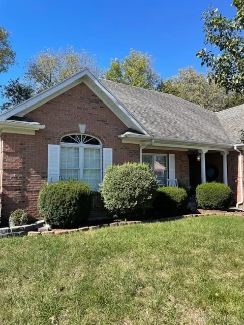 4905 Oaks Ct, Middletown, OH 45042