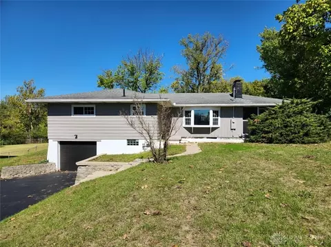 1217 Richard St, Miamisburg, OH 45342
