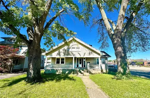 150 N Kensington Pl, Springfield, OH 45504
