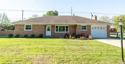 4421 Ardonna Ln, Dayton, OH 45432