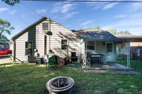 Exterior - 2720 Acorn Dr, Dayton, OH 45419 photo 8 of 10