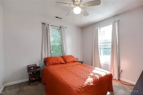 Bedroom - 2720 Acorn Dr, Dayton, OH 45419 photo 1 of 2
