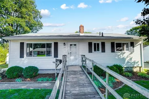 125 Arnold Dr, Middletown, OH 45044